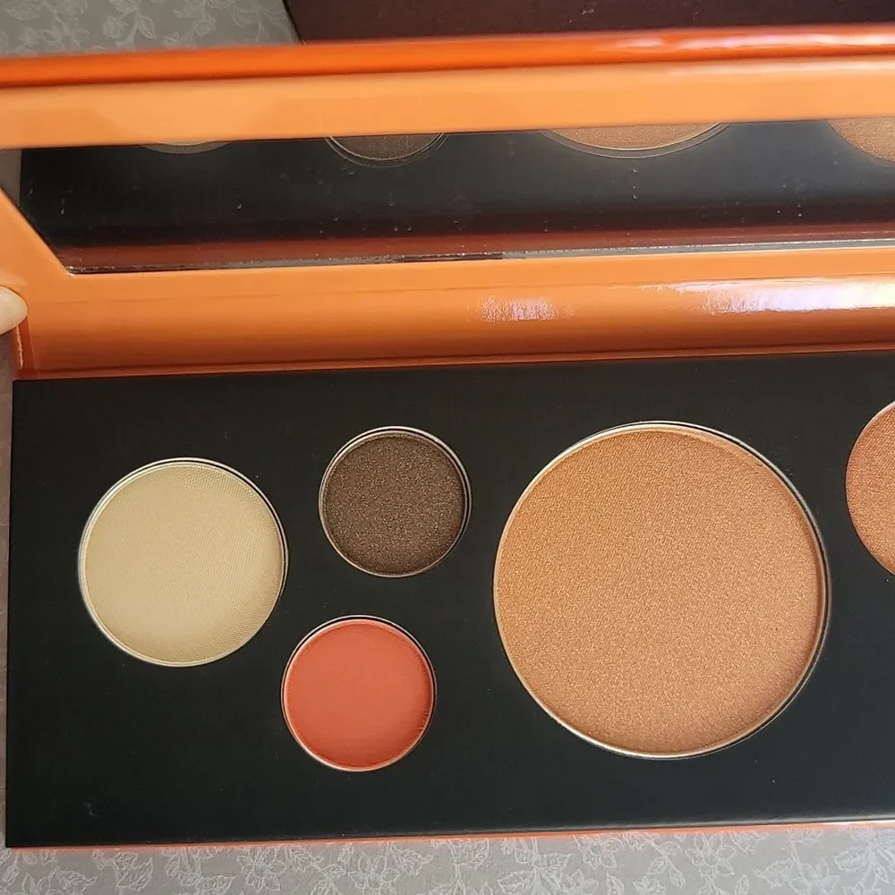 Touch In Sol - Fill Up Orange Palette